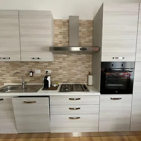 Luna Home- Vista Mare - 4 Posti Letto Con Parcheggio Privato - Wifi