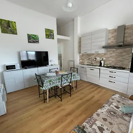 Apartman Luna Home- Vista Mare - 4 Posti Letto Con Parcheggio Privato - Wifi