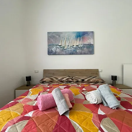 Luna Home- Vista Mare - 4 Posti Letto Con Parcheggio Privato - Wifi Apartman
